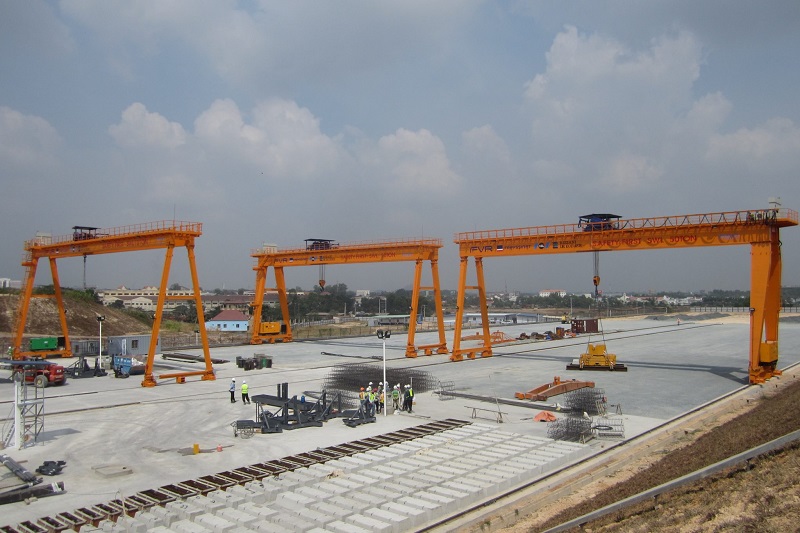 Các thông số kỹ thuật cần quan tâm khi lựa chọn cổng trục chân đế