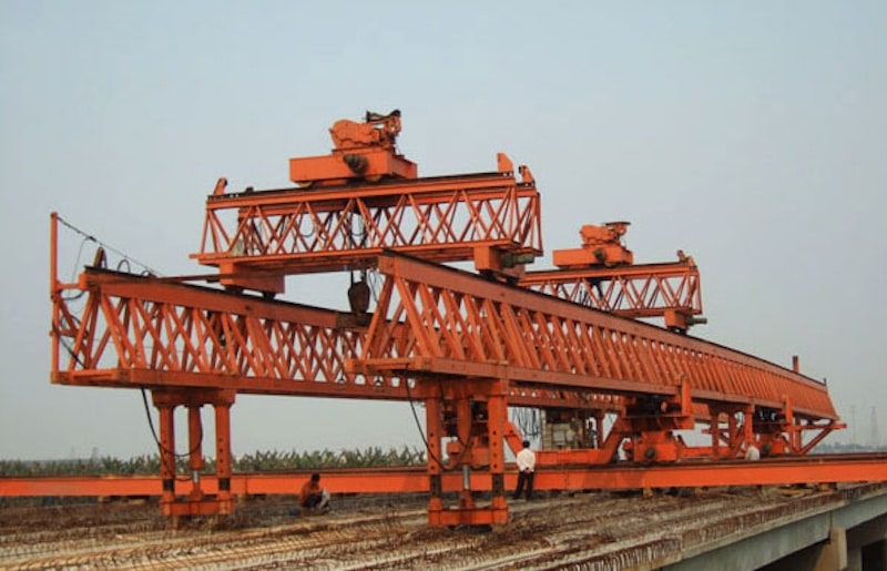 Cầu trục dạng lao dầm được sử dụng trong lao lắp dầm Super T
