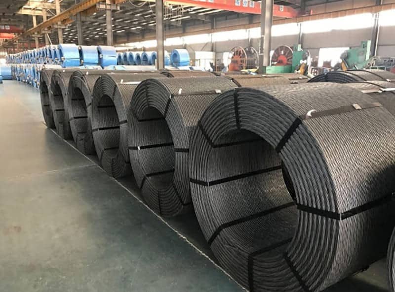 Lắp và căng cáp dự ứng lực dầm Super T
