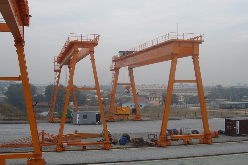 Những loại cổng trục chân đế